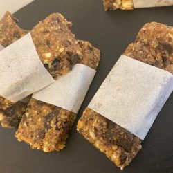 Raw Chocolate Chip Cookie Bars